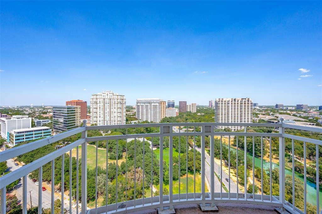3225 Turtle Creek Boulevard, #2104, Dallas, TX 75219