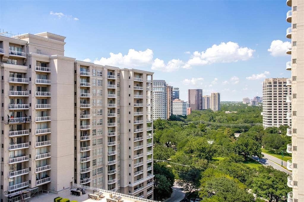 3225 Turtle Creek Boulevard, #2104, Dallas, TX 75219