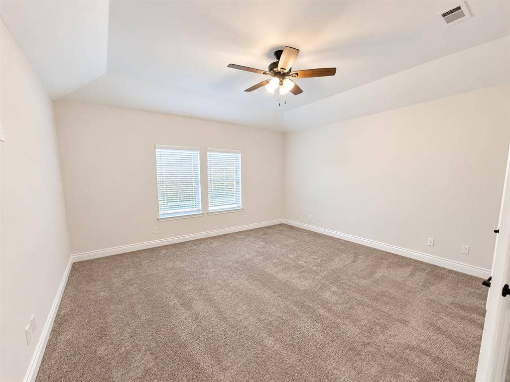 8406 Grant Lane, Greenville, TX 75402 8406 Grant Lane, Greenville, TX 75402