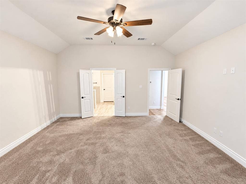 8406 Grant Lane, Greenville, TX 75402 8406 Grant Lane, Greenville, TX 75402