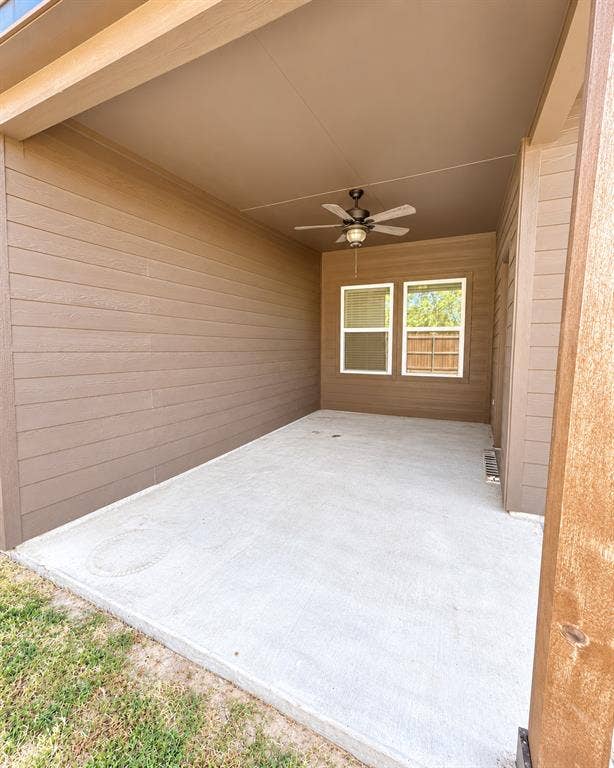 8406 Grant Lane, Greenville, TX 75402 8406 Grant Lane, Greenville, TX 75402