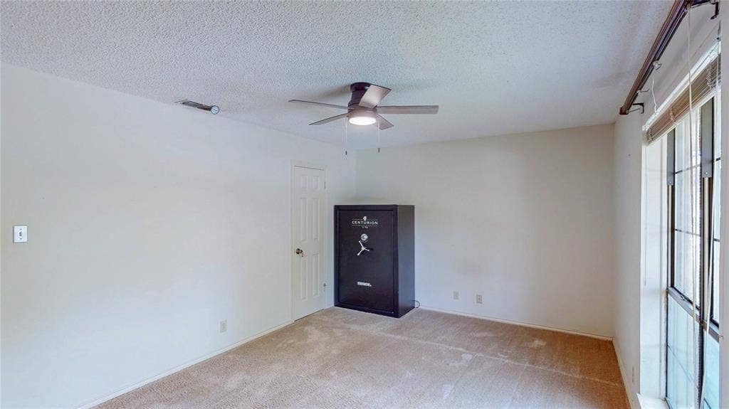 4915 Pine Knoll Street, Tyler, TX 75703 4915 Pine Knoll Street, Tyler, TX 75703
