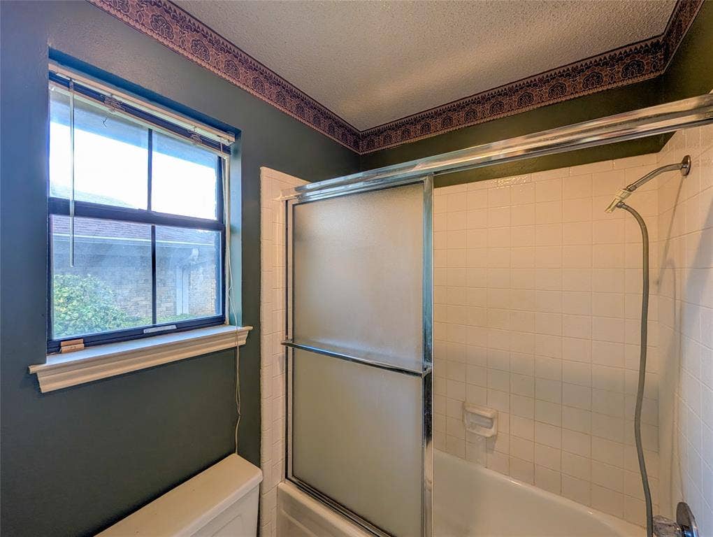 4915 Pine Knoll Street, Tyler, TX 75703 4915 Pine Knoll Street, Tyler, TX 75703