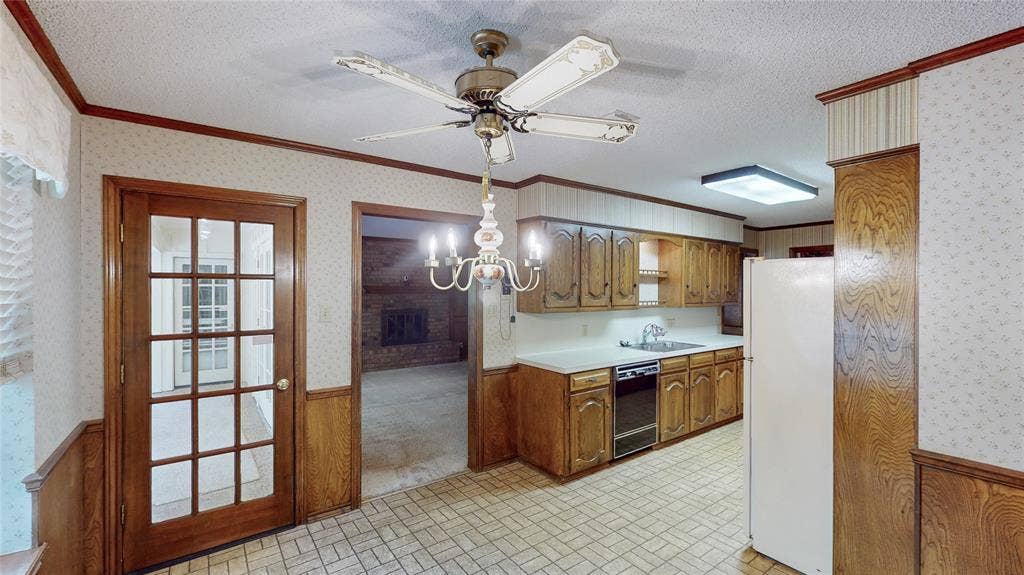 4915 Pine Knoll Street, Tyler, TX 75703 4915 Pine Knoll Street, Tyler, TX 75703