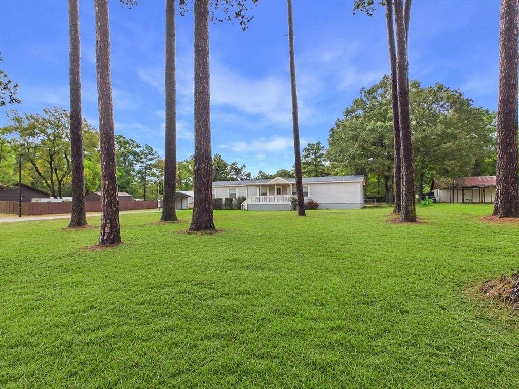 21104 Easy Street, Chandler, TX 75758 21104 Easy Street, Chandler, TX 75758