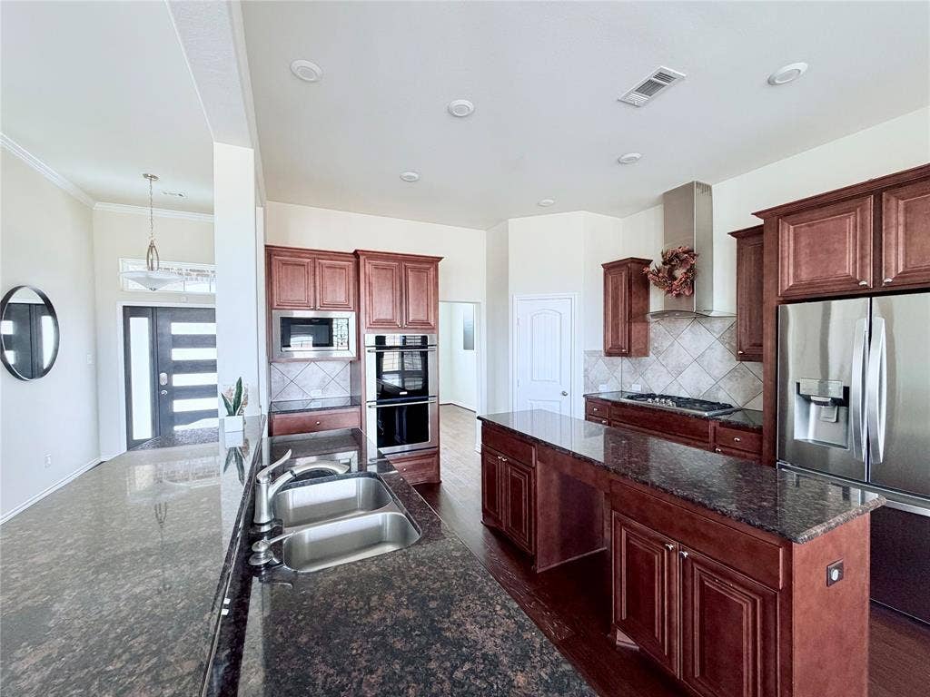 7061 Whispering Oaks, McKinney, TX 75071 7061 Whispering Oaks, McKinney, TX 75071