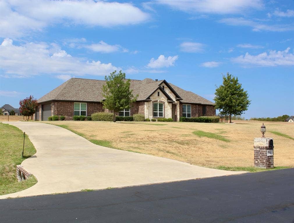 7061 Whispering Oaks, McKinney, TX 75071 7061 Whispering Oaks, McKinney, TX 75071