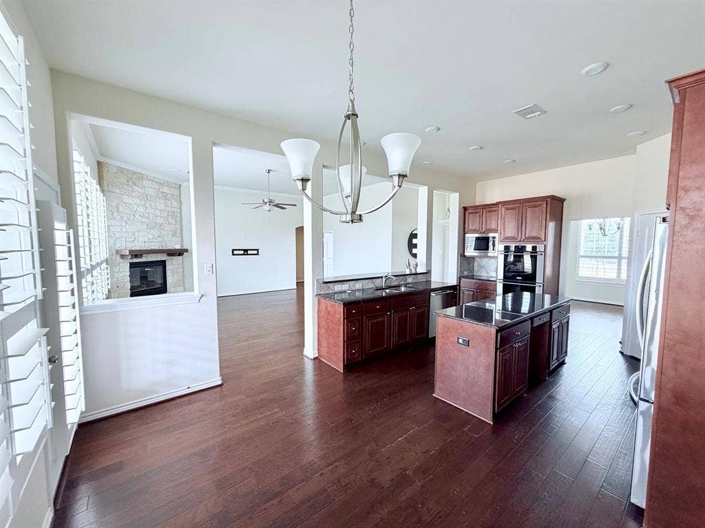 7061 Whispering Oaks, McKinney, TX 75071 7061 Whispering Oaks, McKinney, TX 75071