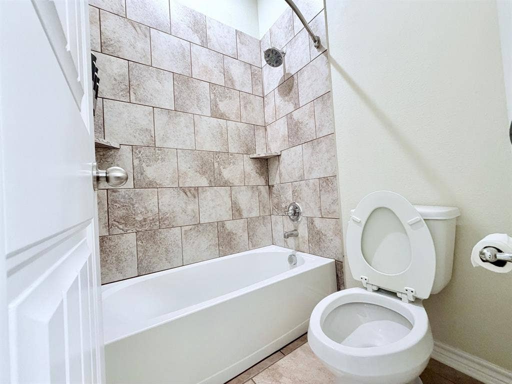 7061 Whispering Oaks, McKinney, TX 75071 7061 Whispering Oaks, McKinney, TX 75071