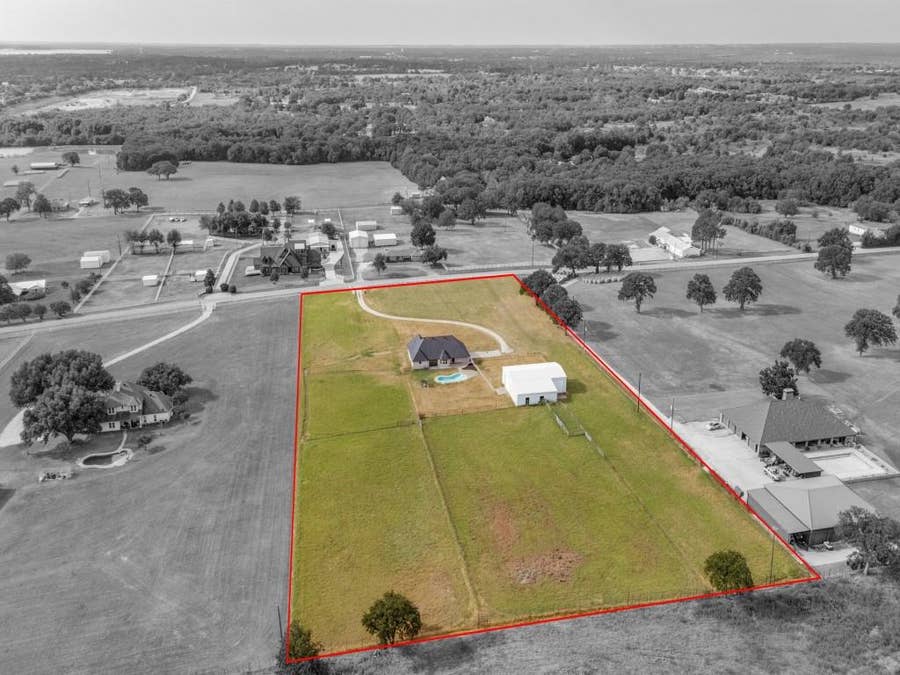 Property photo for 7840 Reed Road, Azle, TX