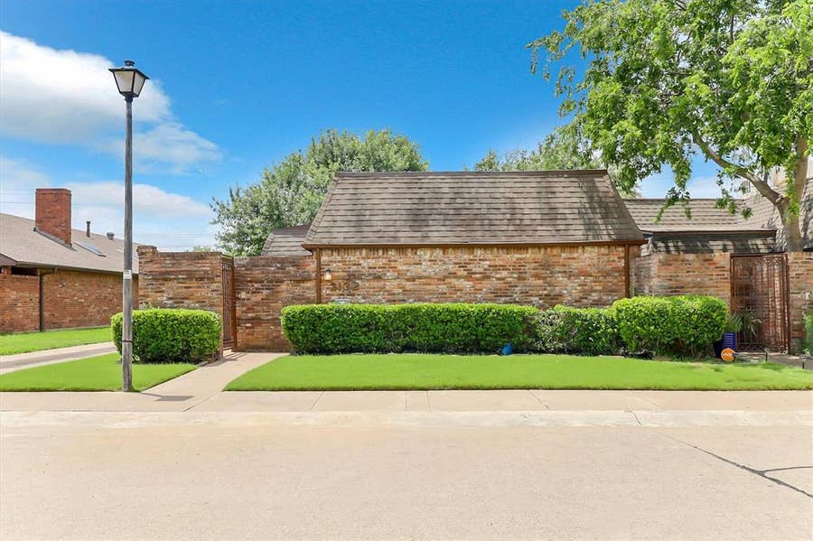 Property photo for 3132 San Sebastian Drive, Carrollton, TX