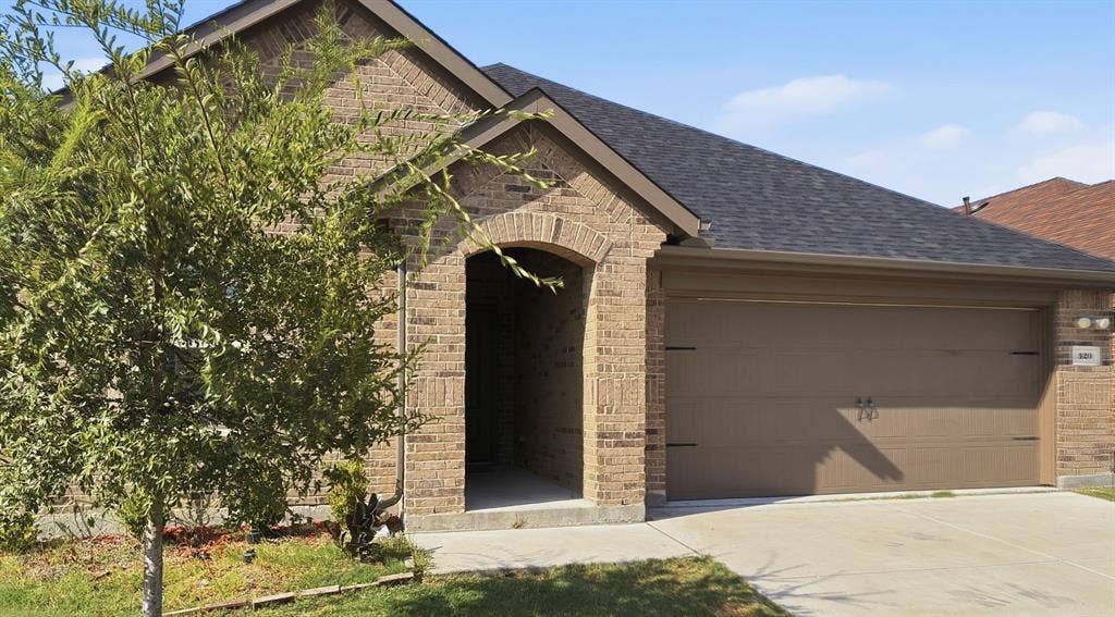 520 Winthrop Road, Fate, TX 75189 520 Winthrop Road, Fate, TX 75189