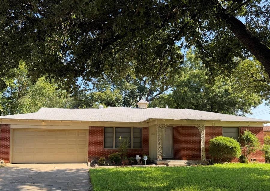 Property photo for 6829 Hightower Street, Fort Worth, TX