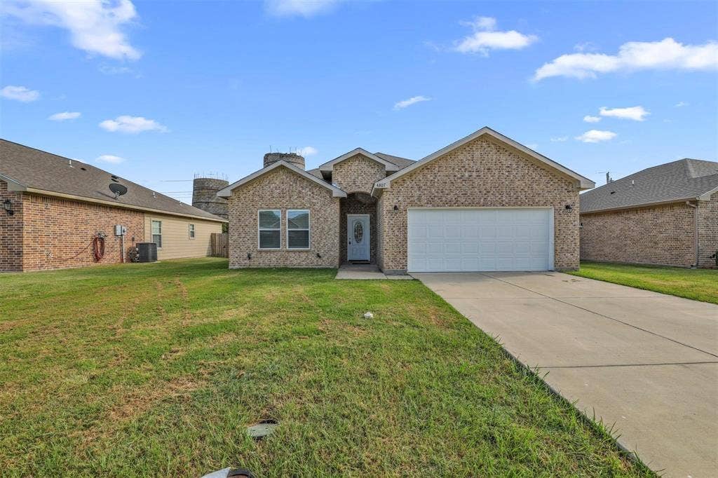 4807 Henry Street, Greenville, TX 75401 4807 Henry Street, Greenville, TX 75401