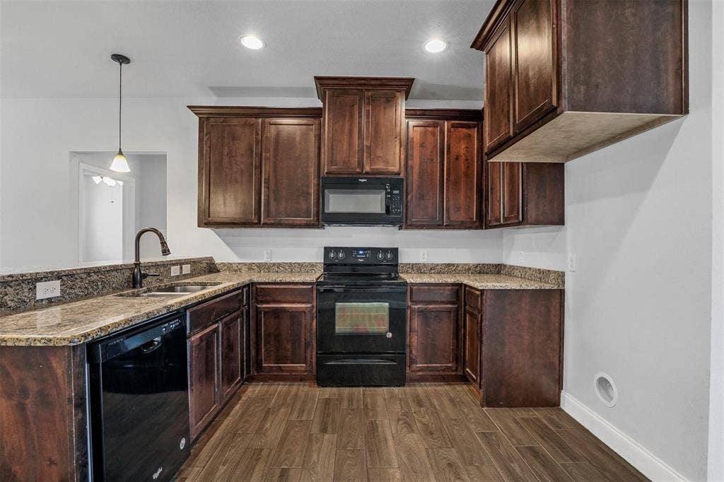 4807 Henry Street, Greenville, TX 75401 4807 Henry Street, Greenville, TX 75401