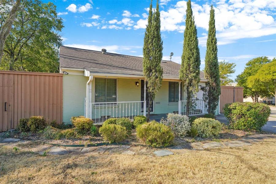 Property photo for 4802 W Mockingbird Lane, Dallas, TX