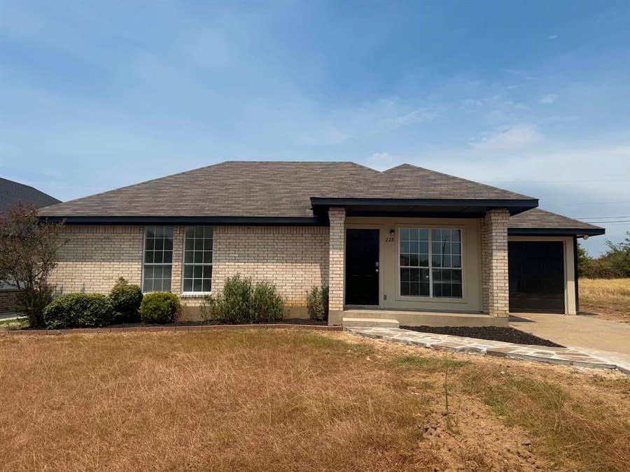 Property photo for 228 Skiff Drive, Gun Barrel City, TX