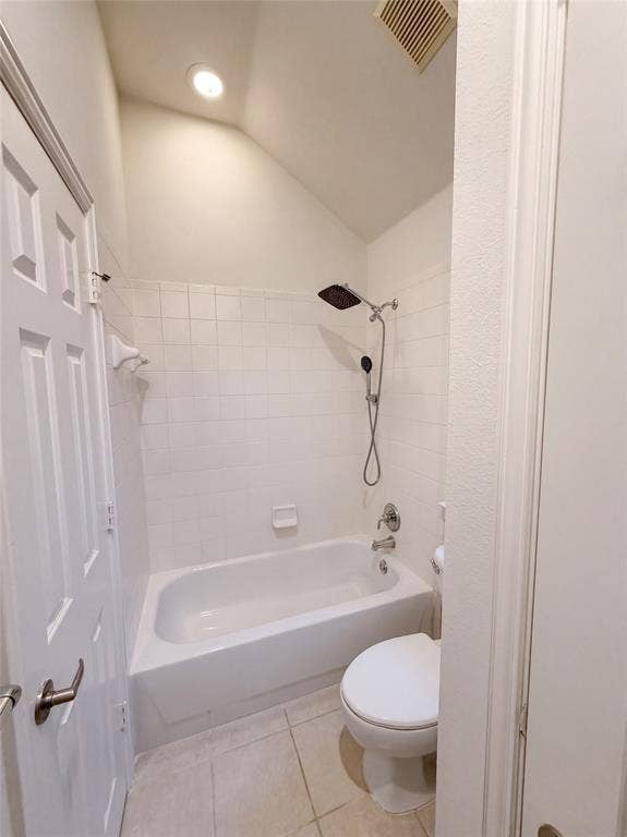 3228 Tearose Drive, Richardson, TX 75082 3228 Tearose Drive, Richardson, TX 75082