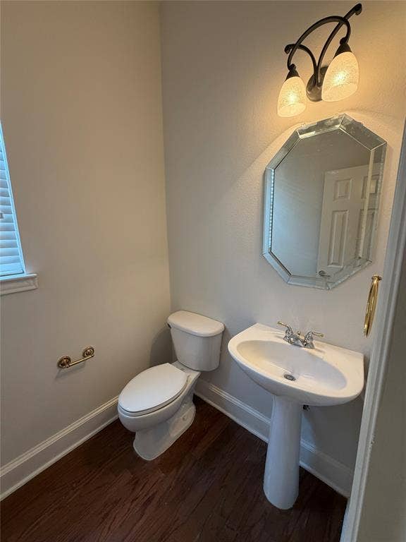 3228 Tearose Drive, Richardson, TX 75082 3228 Tearose Drive, Richardson, TX 75082