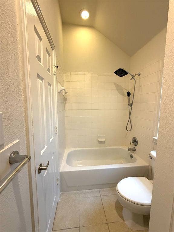 3228 Tearose Drive, Richardson, TX 75082 3228 Tearose Drive, Richardson, TX 75082