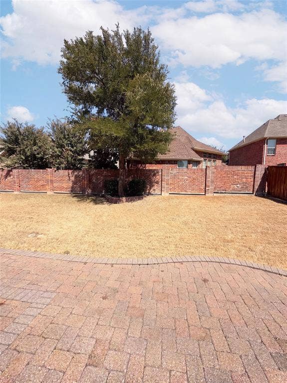 3228 Tearose Drive, Richardson, TX 75082 3228 Tearose Drive, Richardson, TX 75082