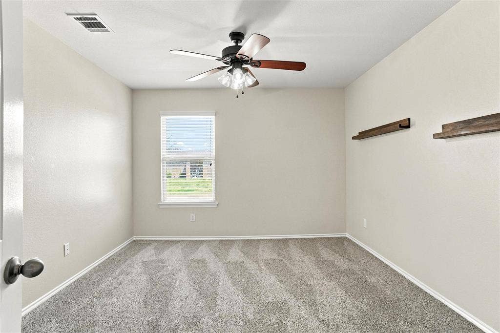 1060 Sadie Street, Forney, TX 75126 1060 Sadie Street, Forney, TX 75126