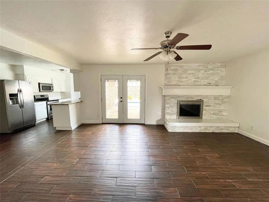 Property photo for 1305 W Spring Creek Parkway, Plano, TX