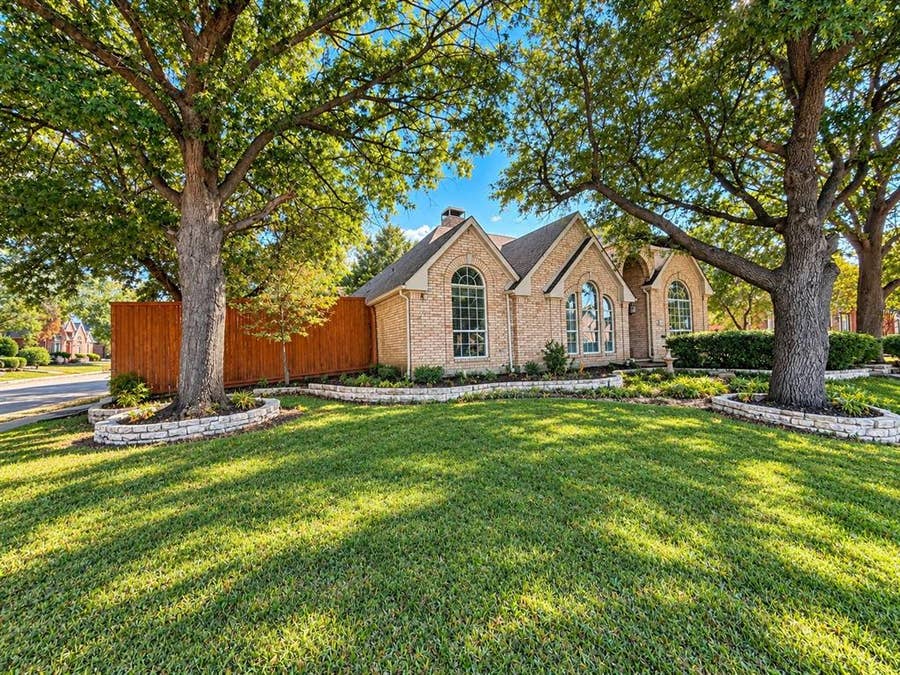 Property photo for 3900 Newhall Drive, Plano, TX