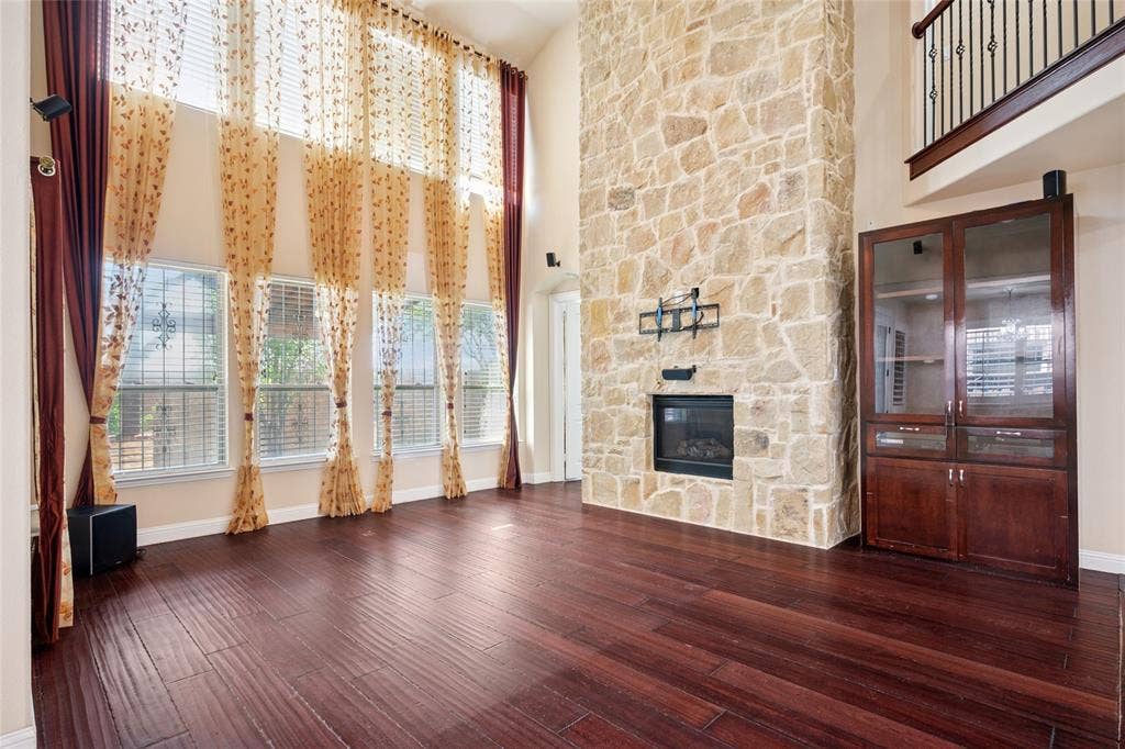 7211 Beranger Drive, Irving, TX 75063 7211 Beranger Drive, Irving, TX 75063