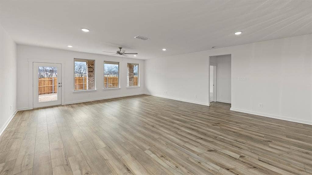 727 Clear Air Way, Lavon, TX 75166 Olive Dining 2