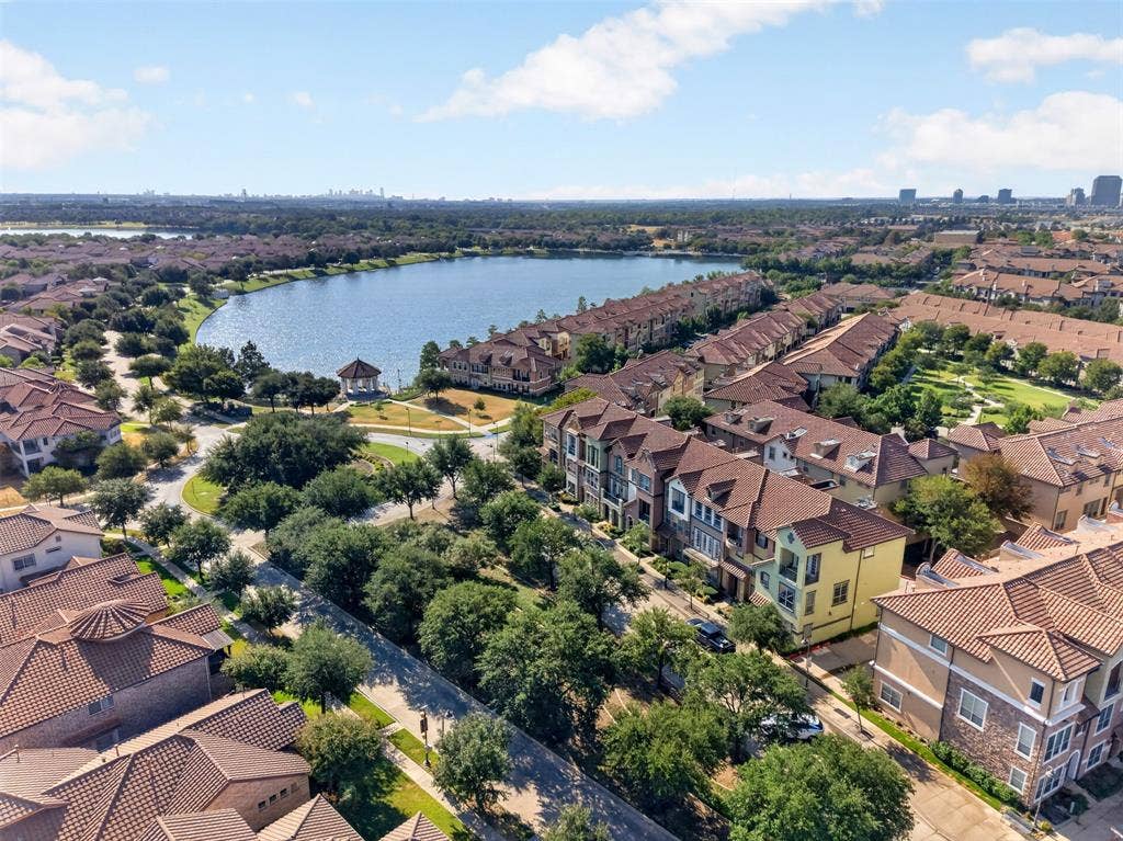 1563 Camino Lago, Irving, TX 75039 1563 Camino Lago, Irving, TX 75039