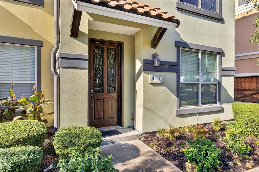 1563 Camino Lago, Irving, TX 75039 1563 Camino Lago, Irving, TX 75039