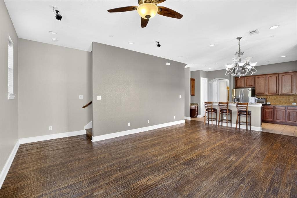 1563 Camino Lago, Irving, TX 75039 1563 Camino Lago, Irving, TX 75039