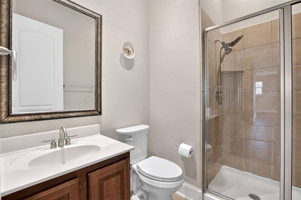 1563 Camino Lago, Irving, TX 75039 1563 Camino Lago, Irving, TX 75039