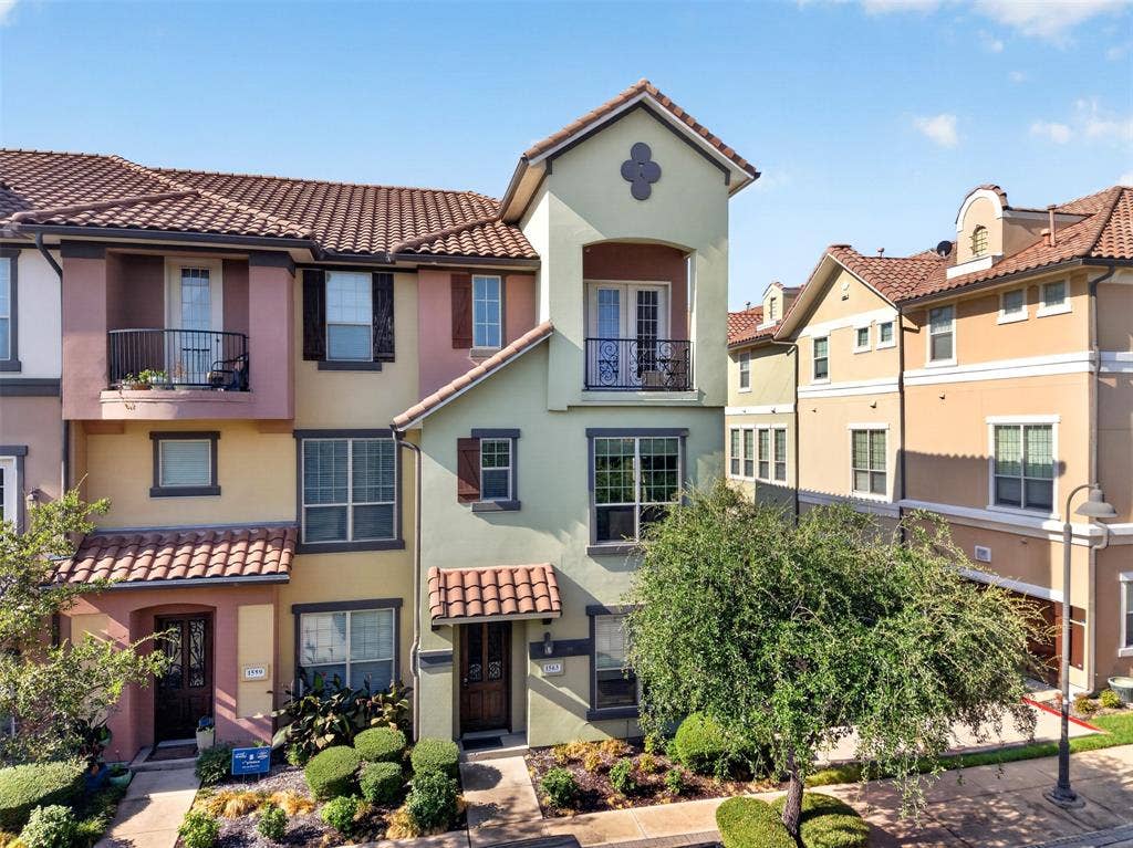 1563 Camino Lago, Irving, TX 75039 1563 Camino Lago, Irving, TX 75039