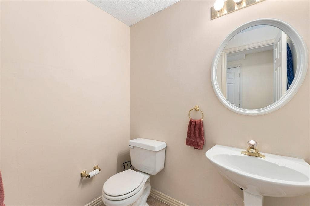 534 Winston Street, Grand Prairie, TX 75052 534 Winston Street, Grand Prairie, TX 75052