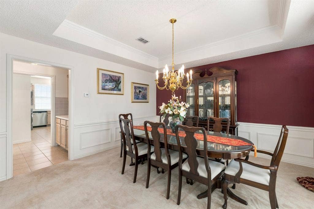 534 Winston Street, Grand Prairie, TX 75052 534 Winston Street, Grand Prairie, TX 75052