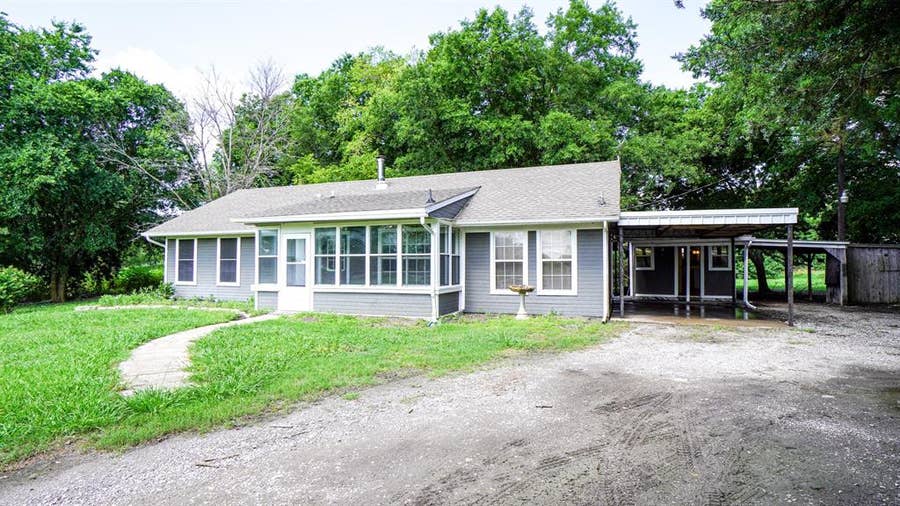 Property photo for 1044 N King Road, Fate, TX