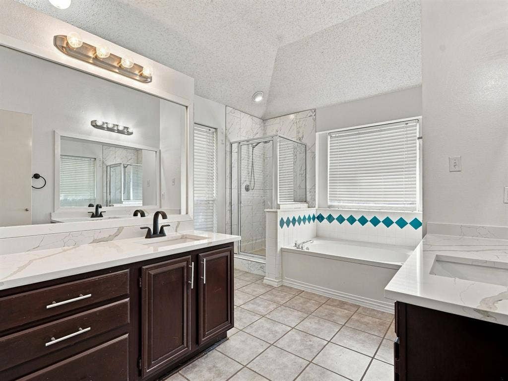 8201 Pacific Street, Frisco, TX 75035 8201 Pacific Street, Frisco, TX 75035