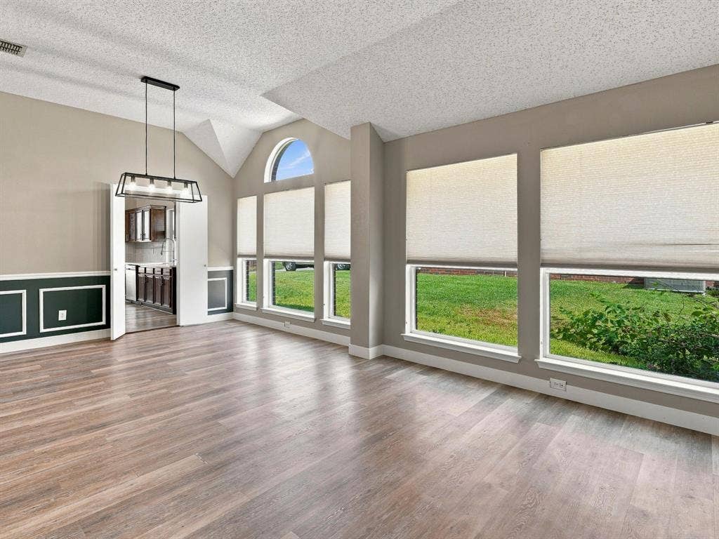 8201 Pacific Street, Frisco, TX 75035 8201 Pacific Street, Frisco, TX 75035