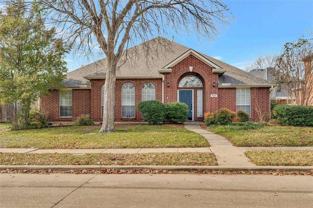 8201 Pacific Street, Frisco, TX 75035 8201 Pacific Street, Frisco, TX 75035