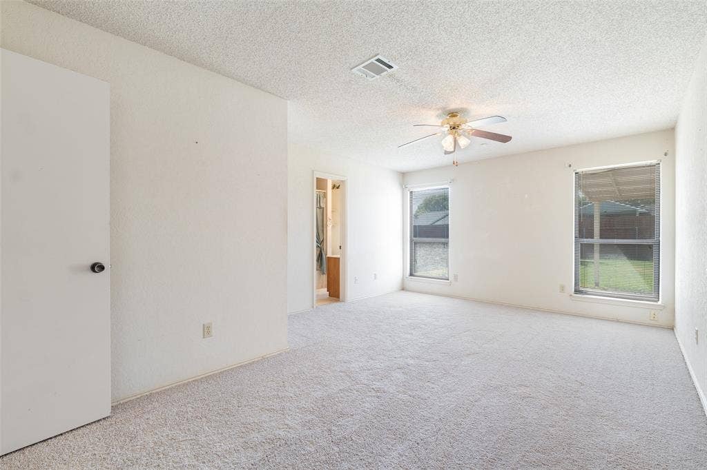 1002 Courtney Drive, Mesquite, TX 75150 The owners retreat may be able to accomodate a sitting area.