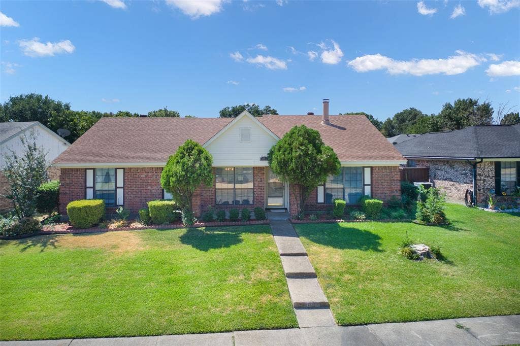 1002 Courtney Drive, Mesquite, TX 75150 1002 Courtney Drive, Mesquite, TX 75150