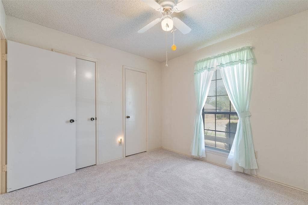 1002 Courtney Drive, Mesquite, TX 75150 Additional photo of bedroom.