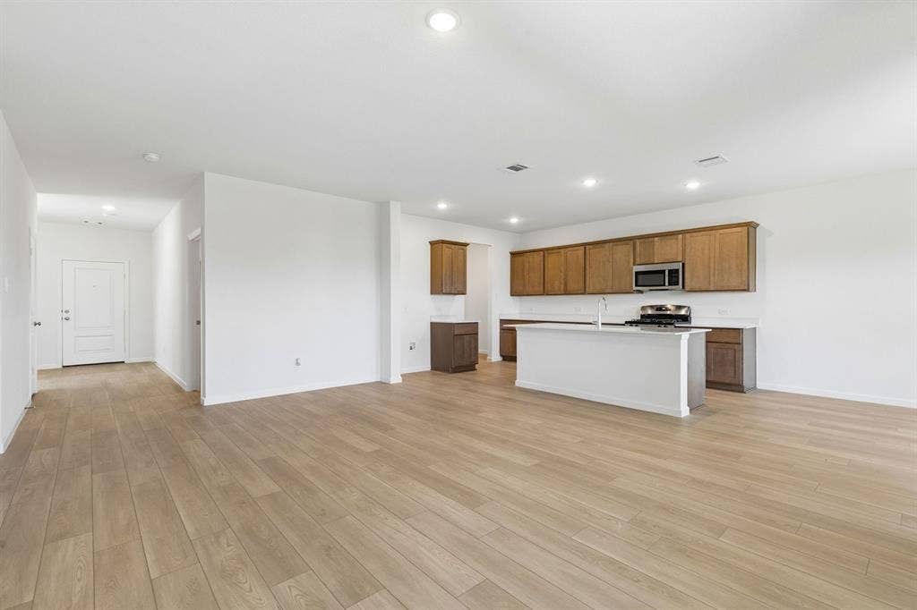 1204 Moon Ranch Road, Royse City, TX 75189 Representative (6)