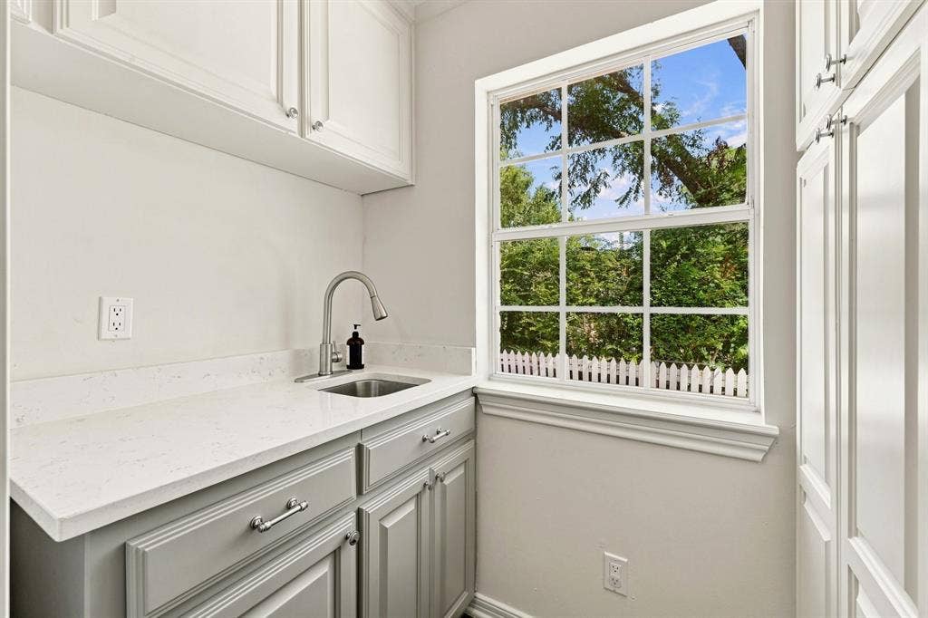 4634 Rockaway Drive, Dallas, TX 75214 4634 Rockaway Drive, Dallas, TX 75214