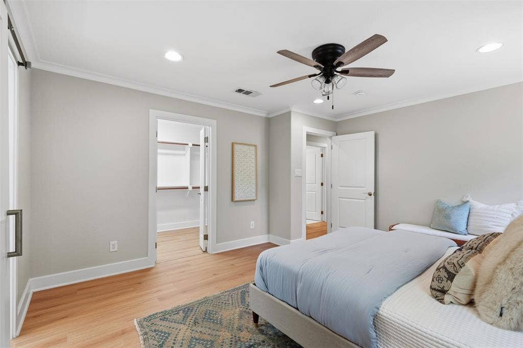 3709 Wildwood Road, Fort Worth, TX 76107