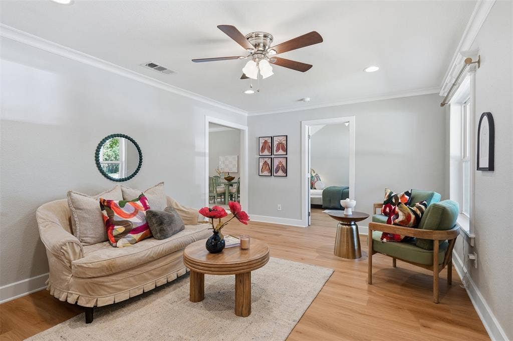 3709 Wildwood Road, Fort Worth, TX 76107