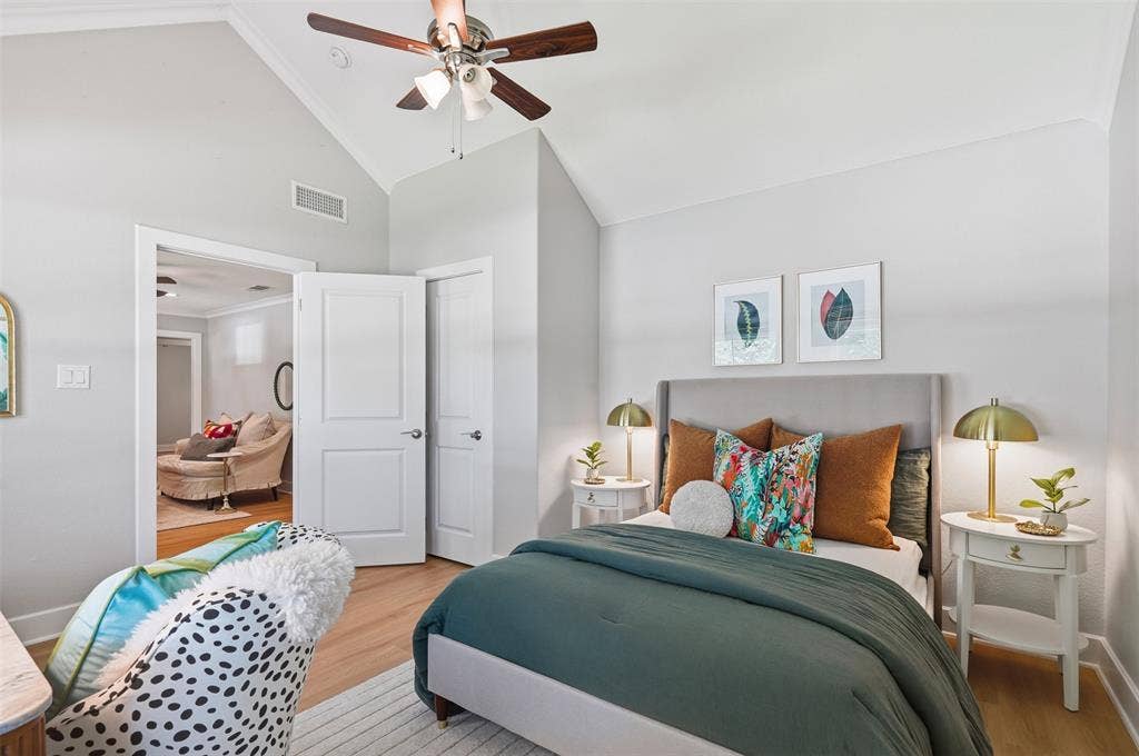 3709 Wildwood Road, Fort Worth, TX 76107