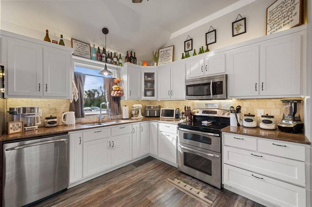 460 Admiral Drive, Gun Barrel City, TX 75156 460 Admiral Drive, Gun Barrel City, TX 75156
